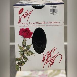 NEW Vintage Lortay Lord & Taylor Luxury Lycra Control Top Pantyhose Jet Black